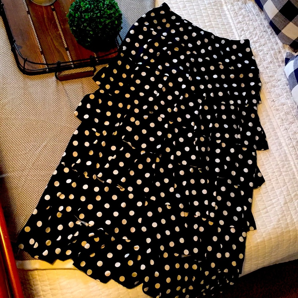 Nuggles polkadot layering skirt